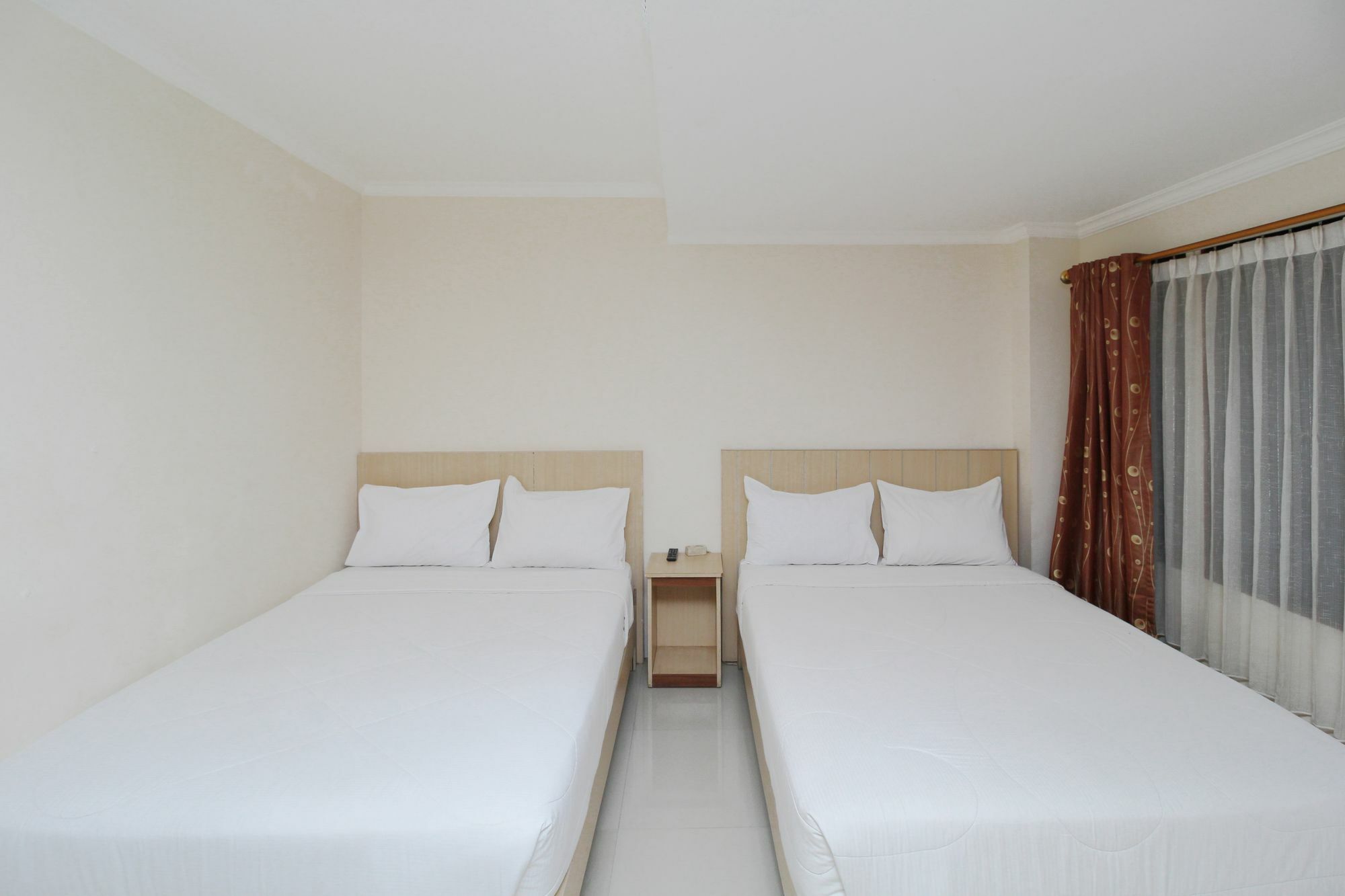 Myzone Homtel Hotel Semarang Buitenkant foto