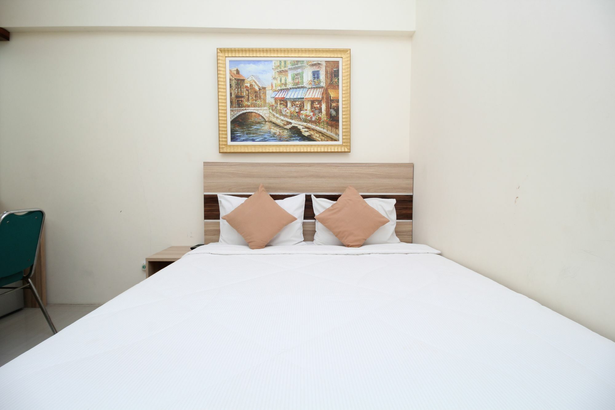 Myzone Homtel Hotel Semarang Buitenkant foto