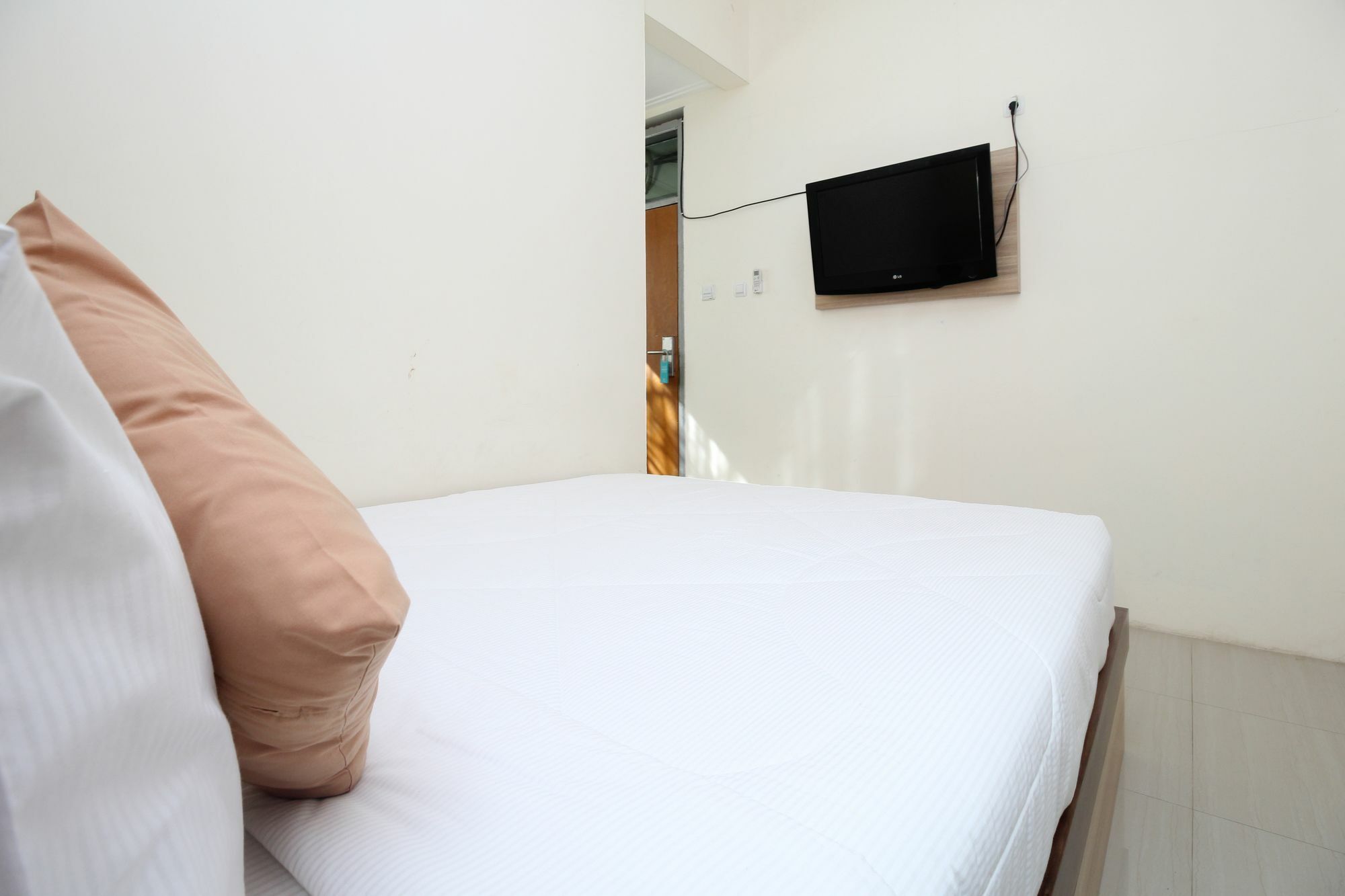 Myzone Homtel Hotel Semarang Buitenkant foto