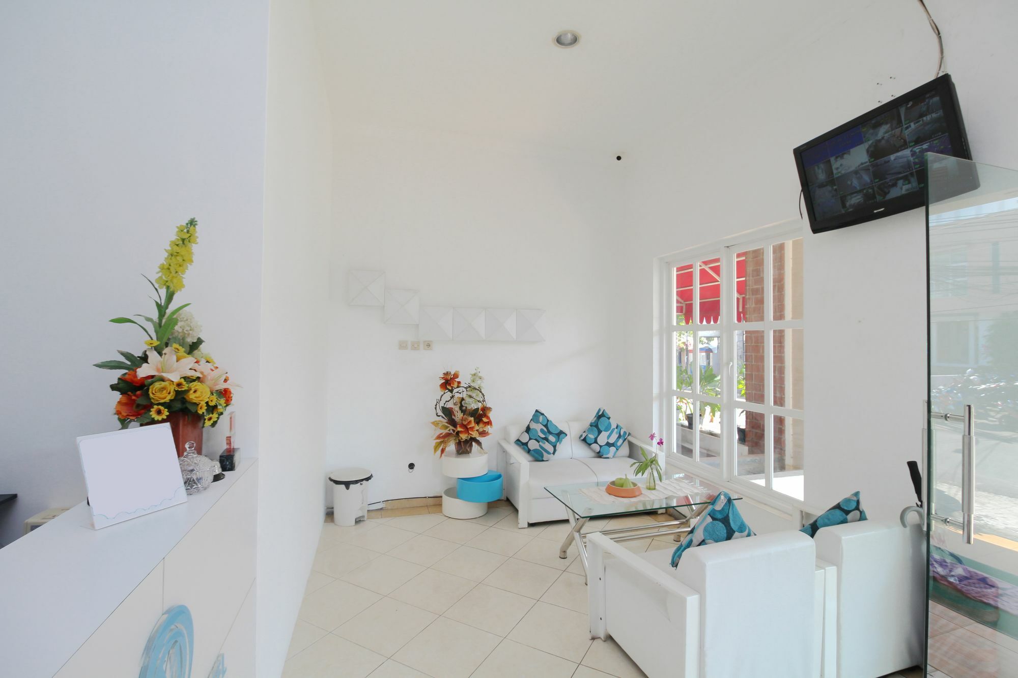 Myzone Homtel Hotel Semarang Buitenkant foto