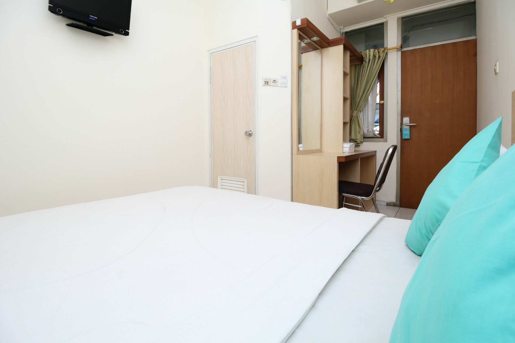 Myzone Homtel Hotel Semarang Buitenkant foto