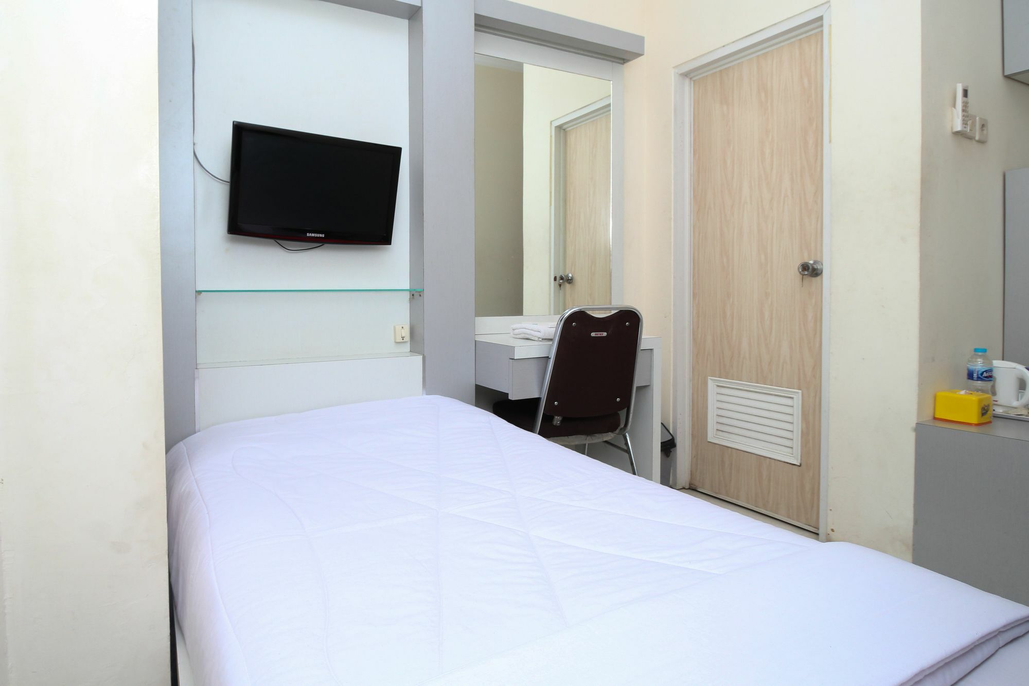 Myzone Homtel Hotel Semarang Buitenkant foto