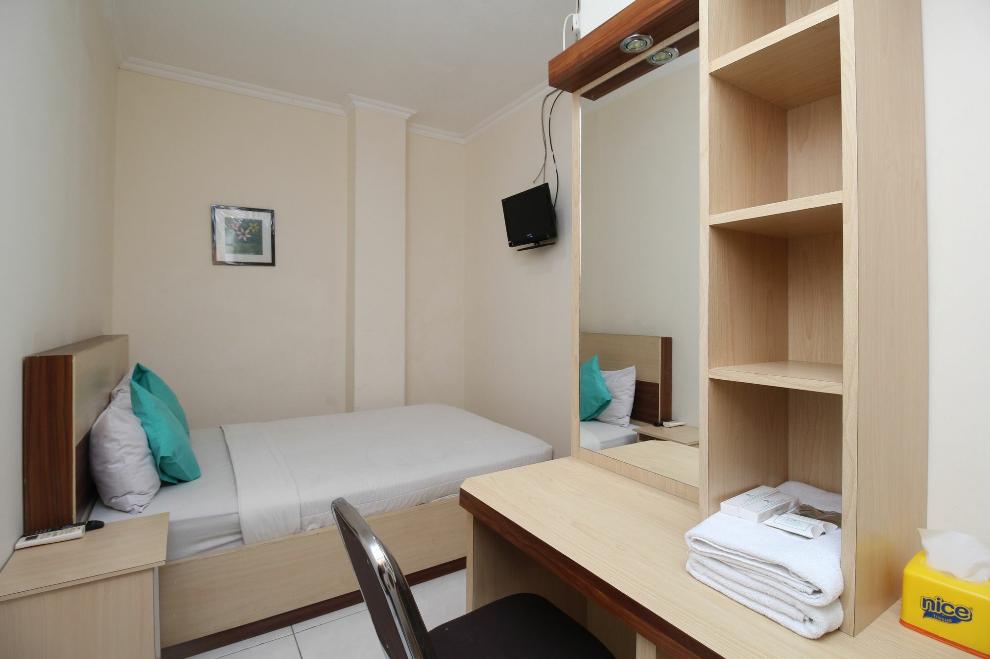 Myzone Homtel Hotel Semarang Buitenkant foto
