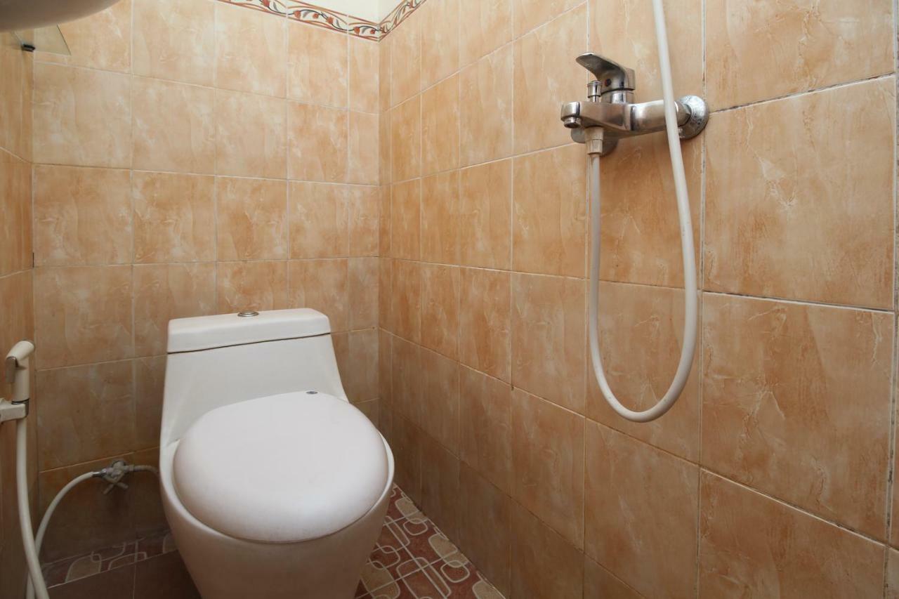 Myzone Homtel Hotel Semarang Buitenkant foto